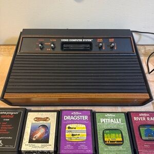 Atari 2600 Video Computer System Console 12 games & controllers